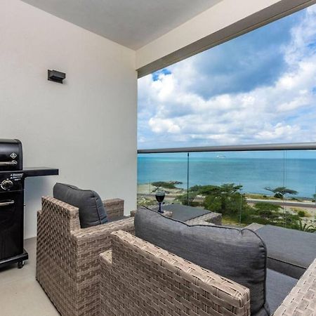 Breath Taking Beach Front Views Condo Eagle Beach Palm Beach Eksteriør billede