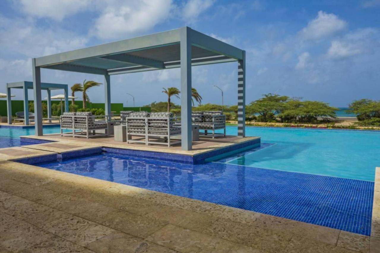 Breath Taking Beach Front Views Condo Eagle Beach Palm Beach Eksteriør billede