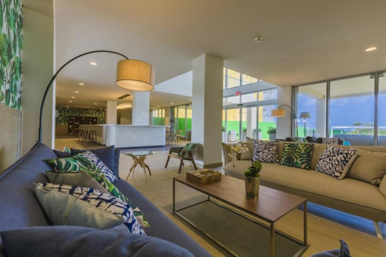 Breath Taking Beach Front Views Condo Eagle Beach Palm Beach Eksteriør billede